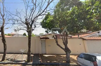 Casa padrão à venda com 3 dormitórios no parque santa marta, são carlos
