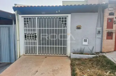 Belíssima casa de 03 dormitórios com churrasqueira em azulville, são carlos