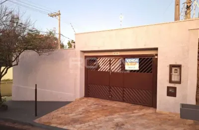 Casa padrão à venda no jardim santa paula, são carlos - 3 dormitórios e suíte