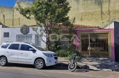 Casa à venda na vila prado, são carlos - 2 dormitórios, garagem coberta!