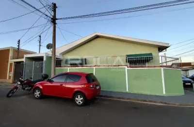 Casa padrão com 3 dormitórios na vila costa do sol, são carlos
