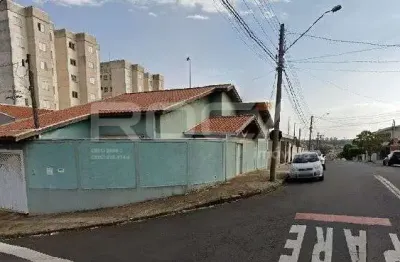 Casa padrão à venda na vila marcelino, são carlos: 2 dormitórios, suíte e garagem.