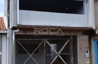 Linda casa à venda na vila prado, com 3 dormitórios e suíte!