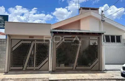 Linda casa à venda no centro de são carlos! 3 dormitórios, suíte, garagem para 2 carros cobertos.