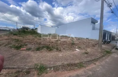 Terreno à venda na Avenida Clemente Talarico, Jardim Embaré, São Carlos