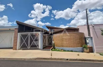 Casa de padrão à venda e locação no parque fehr, são carlos - 3 dormitórios, suíte, garagem coberta!