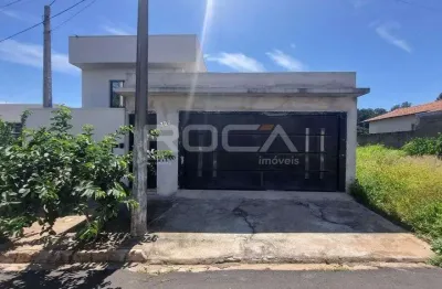 Casa à venda no residencial samambaia, são carlos, com 2 dormitórios e piscina!