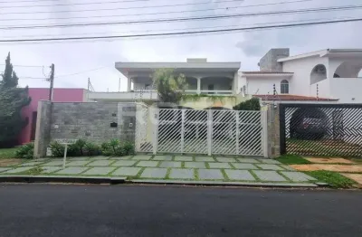 Casa com 4 quartos à venda na Rua Nicola Di Lourenzo, 129, Parque Santa Marta, São Carlos