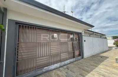 Casa à venda em são carlos, 3 dormitórios, suíte, garagem coberta