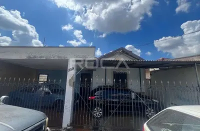 Casa à venda na vila marcelino, são carlos - 2 dormitórios e 2 vagas de garagem