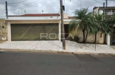 Casa de alto padrão com piscina e churrasqueira na cidade jardim