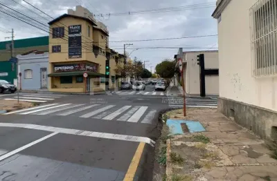 Casa com 3 quartos à venda na Rua Marechal Deodoro, 2518, Centro, São Carlos