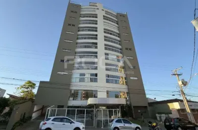 Apartamento de 3 dormitórios com suíte e armários no centro de são carlos
