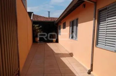 Casa com 3 quartos à venda na Travessa Antonio Guaratini, 30, Loteamento Albertini, São Carlos