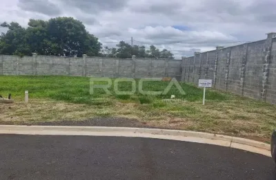 Terreno à venda no Condomínio Parque Faber Castell em São Carlos