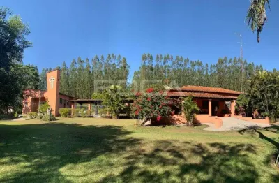 Sítio dos Sonhos à Venda em São Carlos - Conforto e Lazer em um Só Lugar!