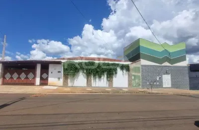 Linda Casa Padrão com 3 Dormitórios no Bairro Jardim Paulistano em São Carlos