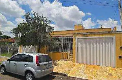 Casa de alto padrão com piscina no jardim macarengo, são carlos