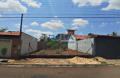 Terreno à venda na Avenida Francisco Falvo, Residencial Samambaia, São Carlos