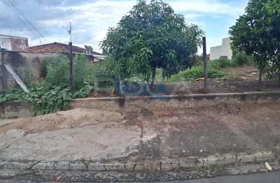 Terreno à venda na Rua Rudolf Meisegeier, Vila Monte Carlo, São Carlos