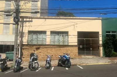 Casa à venda no centro de são carlos com 3 dormitórios e suíte