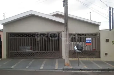 Casa à venda com 3 dormitórios e suíte na vila monteiro em são carlos