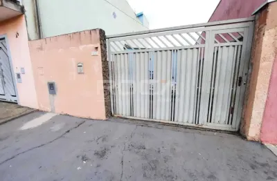 Casa com 1 quarto à venda na Rua Monsenhor Lúcio Bordignon, 42, Conjunto Habitacional Dom Constantino Amstalden, São Carlos