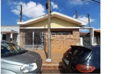 Casa com 3 quartos à venda na Rua Rui Barbosa, 357, Vila Monteiro (Gleba I), São Carlos