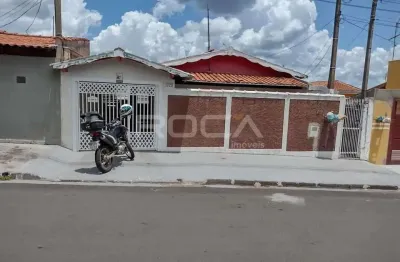 Casa padrão à venda no jardim beatriz, são carlos: 2 dormitórios, edícula e garagem coberta