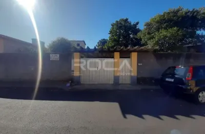 Casa padrão com 4 dormitórios na vila costa do sol - são carlos