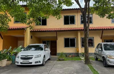 Casa 04 quartos com suíte / Condomínio fechado / Aldeia das Laranjeiras