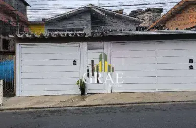 Sobrado 300m², com 2 quartos sendo 1 suite, 4 vagas, á venda / locação no Alves Dias - São Bernardo do Campo/SP.