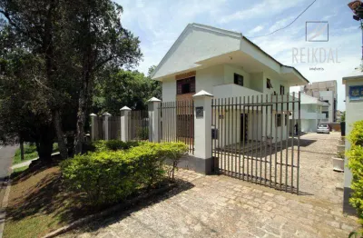Casa com 2 dormitórios à venda, 196 m² por R$ 784.000,00 - Santa Cândida - Curitiba/PR