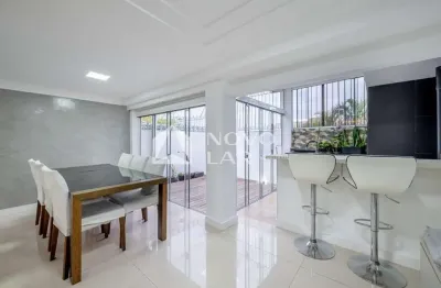 Casa em condomínio fechado com 4 quartos à venda na Rua Manoel Lopes Meirelles, 42, Vila Ipiranga, Porto Alegre por R$ 950.000