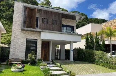 Casa para venda em itajaí, fazenda, 3 dormitórios, 3 suítes, 3 banheiros, 2 vagas
