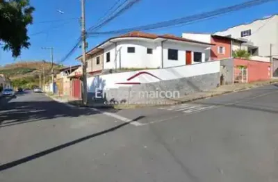 Casa com 2 quartos à venda no Jardim das Acácias, Poços de Caldas 