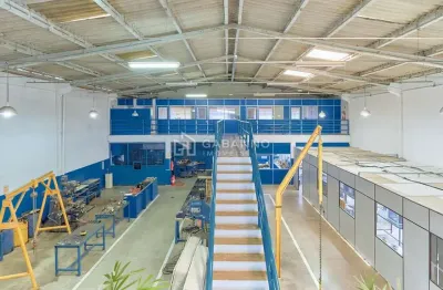 Barracão / Galpão / Depósito à venda na Rua Tavares de Lyra, 1891, Iná, São José dos Pinhais por R$ 3.480.000