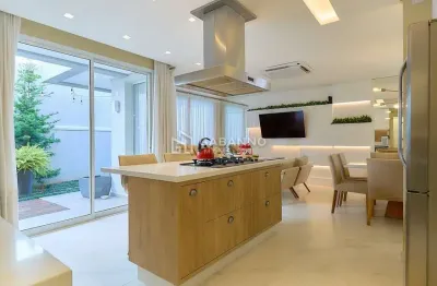 Casa em condomínio fechado com 4 quartos à venda na Rua Maria Luiza Bazzani Natal, 381, Uberaba, Curitiba, 330 m2 por R$ 2.900.000