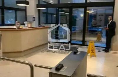 Sala de 23 m², com 1 banheiro e 1 vaga de garagem. á venda -  vila nova conceição, são paulo/sp