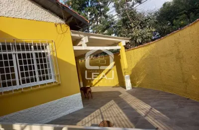 Imponente casa térrea à venda no morumbi, 291m², 3 dormitórios, 2 vagas, amplo quintal, r$ 850.000,