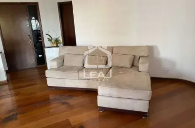Apartamento à venda de 207m² no Campo Belo com 4 quartos sendo 2 suítes e 3 vagas