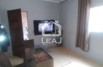 Casa térrea à venda com 107m²  de terreno no Conjunto Habitacional Instituto Adventista com 1 quart