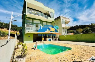 Casa a venda em condomínio em joanópolis com acesso a represa