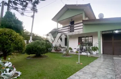 Casa de Campo a poucos minutos de Curitiba: 5 Quartos, sendo 1 Suíte