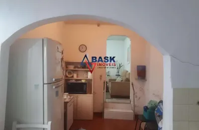 Casa para Venda em São Paulo, ALTO DA LAPA, 2 dormitórios, 3 banheiros, 2 vagas