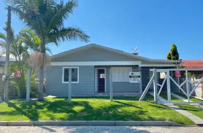 Casa com 4 quartos à venda na Rua Itália, 720, Zona Norte, Capão da Canoa