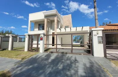Casa com 3 quartos à venda na Rua Andira, 30, Centro, Capão da Canoa
