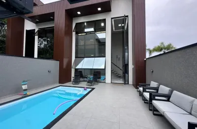 Sobrado alto padrão 3 quartos e piscina balneario eliana guaratuba