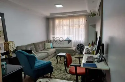 Venha se encantar com esta incrível casa geminada localizada na charmosa rua crisólita, no maravilhoso bairro jardim da glória!
