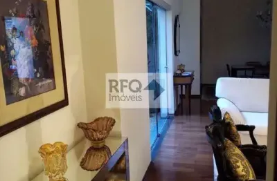 Casa a venda com 3 dormitórios à 150mts do parque da independência com  segurança na rua 24horas.